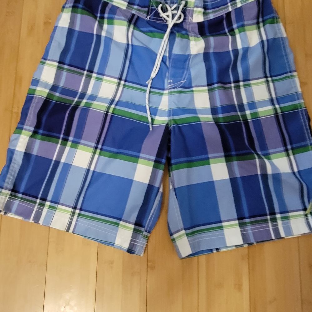 Shorts - Picture 4 of 4